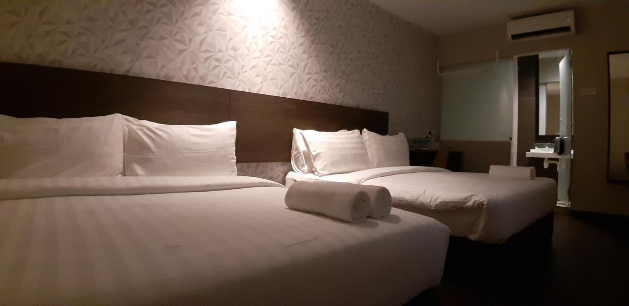 Miico Hotel @ Mount Austin Johor Bahru Exterior photo